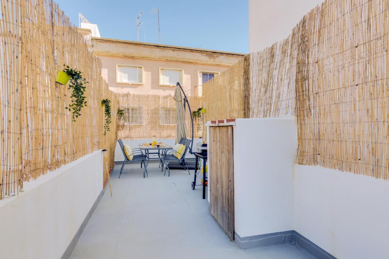 Faro: Casa Trevo Com Terraco Bbq Villa Exterior photo